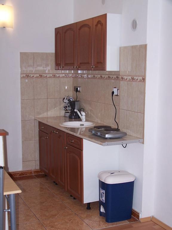 Akacia Apartment - Free Inside Parking, 2 Bedrooms, Garden, Next To Centre Budapest Zimmer foto