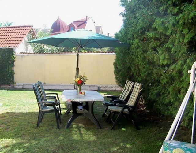 Akacia Apartment - Free Inside Parking, 2 Bedrooms, Garden, Next To Centre Budapest Zimmer foto